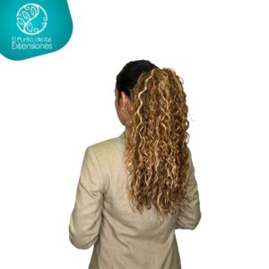 COLA RIZADA 14'' CORDEL